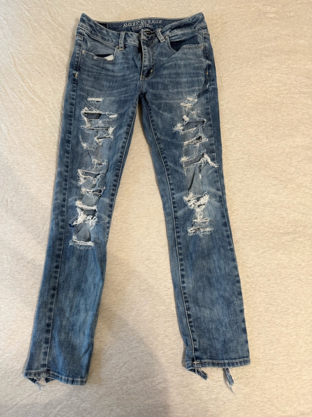 American Eagle Outfitters Women's Distressed Skinny Blue Jeans